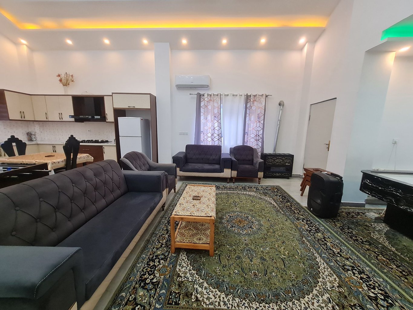 ویلا استخردار شاهان