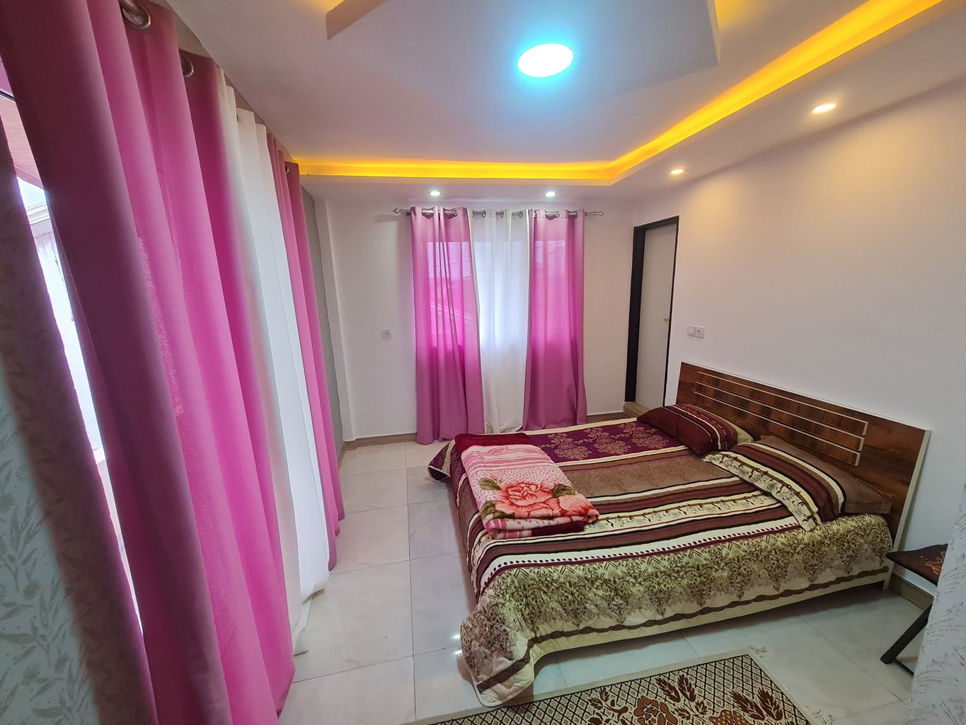 ویلا استخردار شاهان