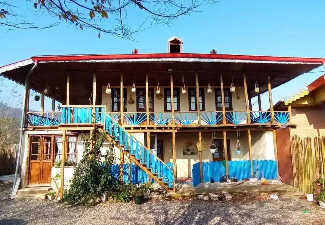 بوم گردی تی تی گل - واحد گلایل