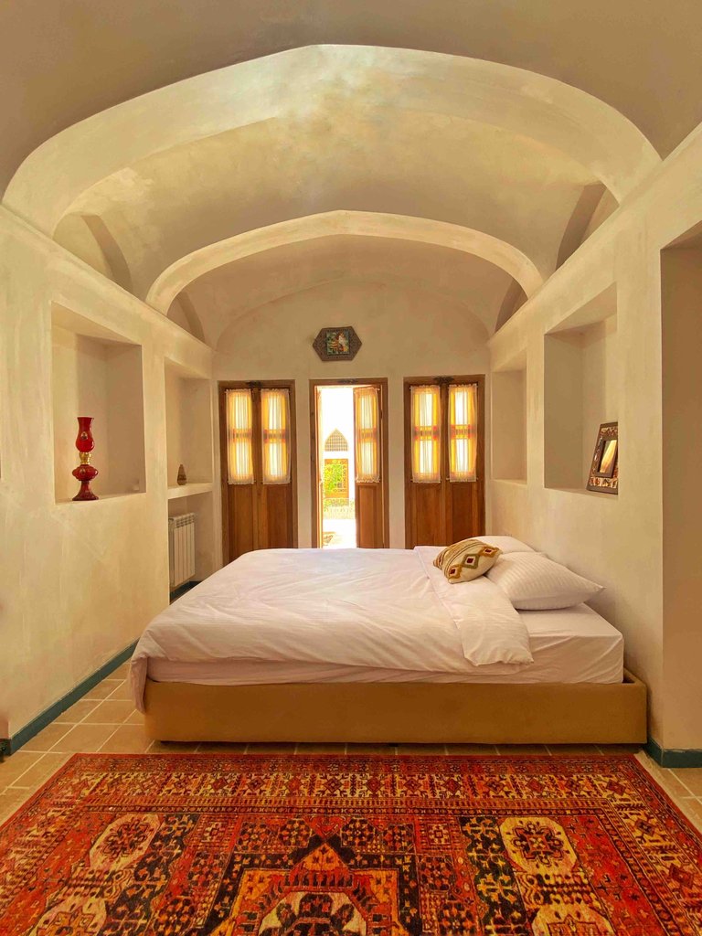 مجتمع اقامتگاهی سرای نفیس 1 - اتاق نقره - انتخاب عنوان تصویر