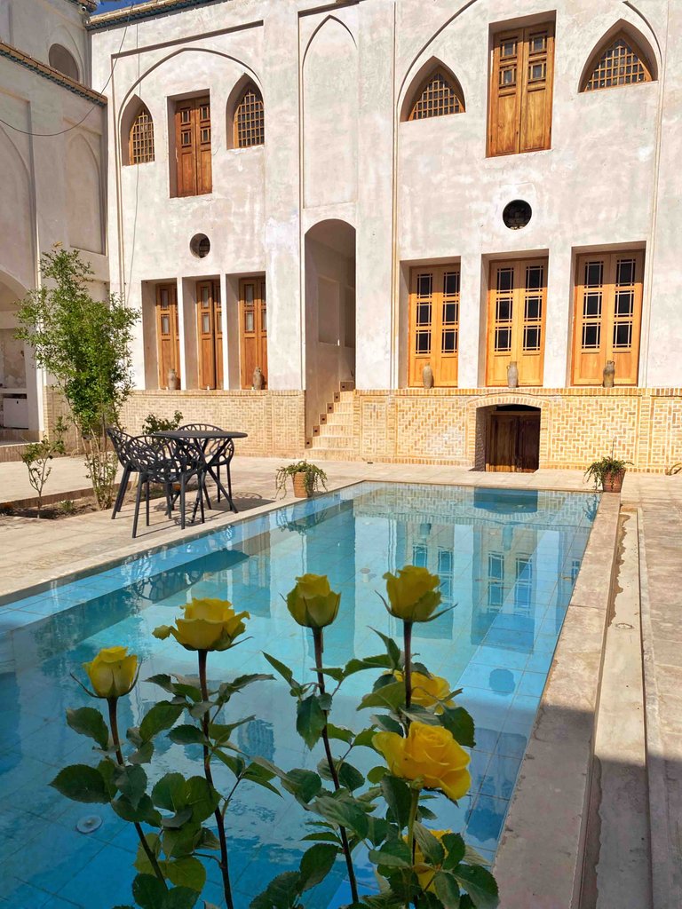 مجتمع اقامتگاهی سرای نفیس 1 - اتاق نقره - انتخاب عنوان تصویر