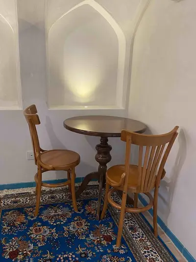 اقامتگاه سنتی سرای نفیس 2 - واحد دوتخته کهربا