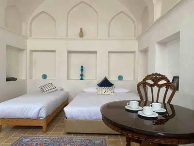 اقامتگاه سنتی سرای نفیس 2 - واحد لاجورد