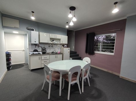 ویلا تریپلکس جنگلی نفار - ناهارخوری و آشپزخانه