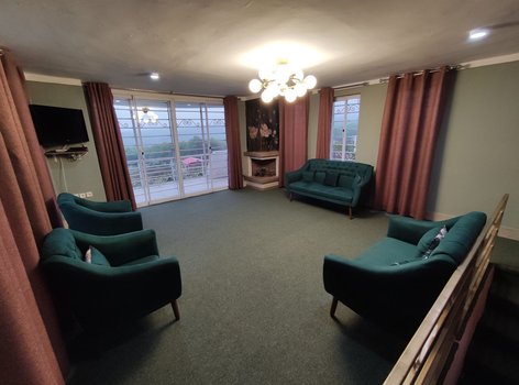 ویلا تریپلکس جنگلی نفار - هال و پذیرایی