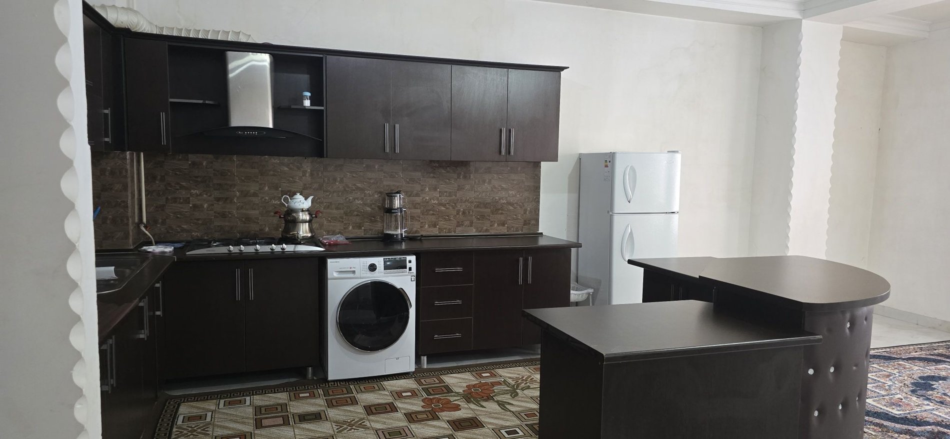 دوخوابه آپادانا 1