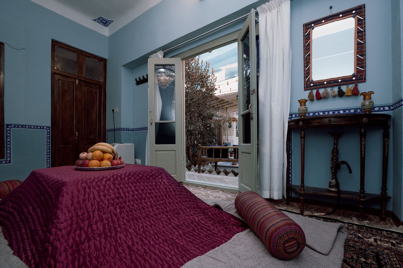 اقامتگاه سنتی خانه راد - واحد ترمه