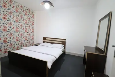 آپارتمان دوخوابه شهید رجایی واحد 5