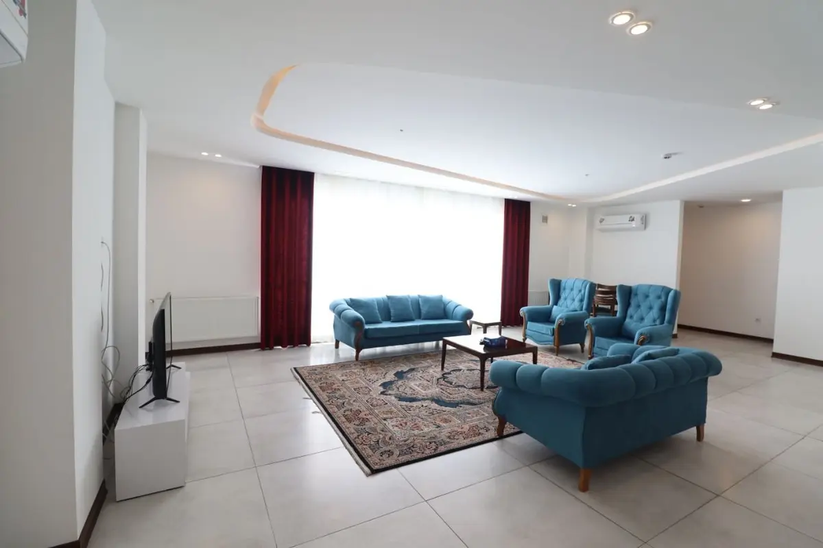 آپارتمان سه خوابه آقایی واحد 2