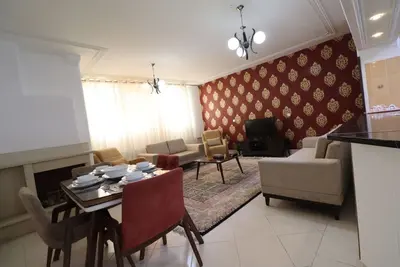 آپارتمان دوخوابه شهید رجایی واحد 9