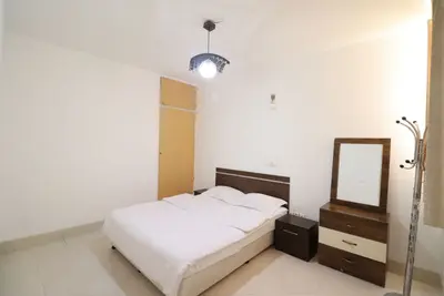 آپارتمان دوخوابه شهید رجایی واحد 12