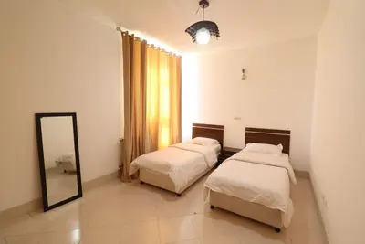 آپارتمان دوخوابه شهید رجایی واحد 12