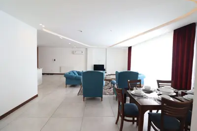 آپارتمان سه خوابه آقایی واحد 2