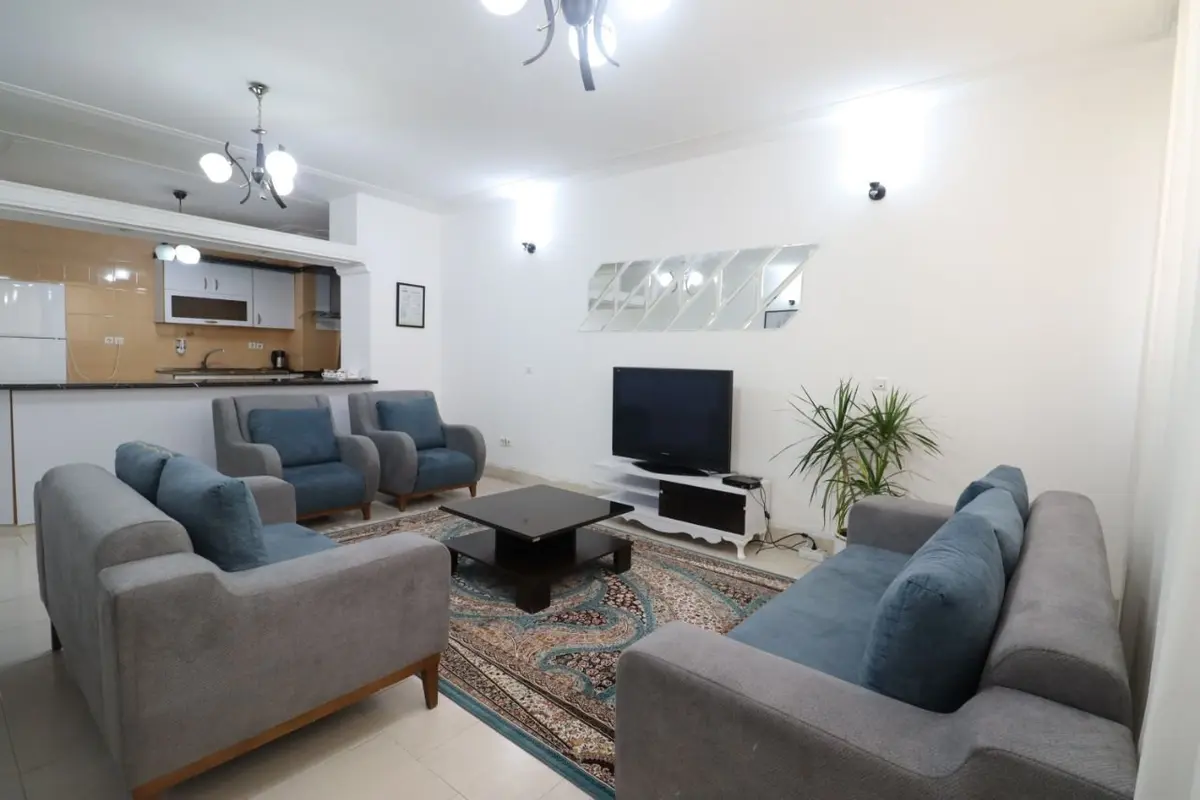 آپارتمان دوخوابه شهید رجایی واحد 11