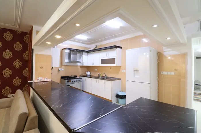 آپارتمان دوخوابه شهید رجایی واحد 9