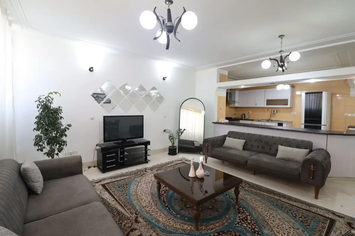 آپارتمان دوخوابه شهید رجایی واحد 12