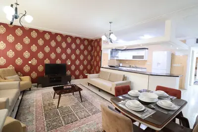 آپارتمان دوخوابه شهید رجایی واحد 9