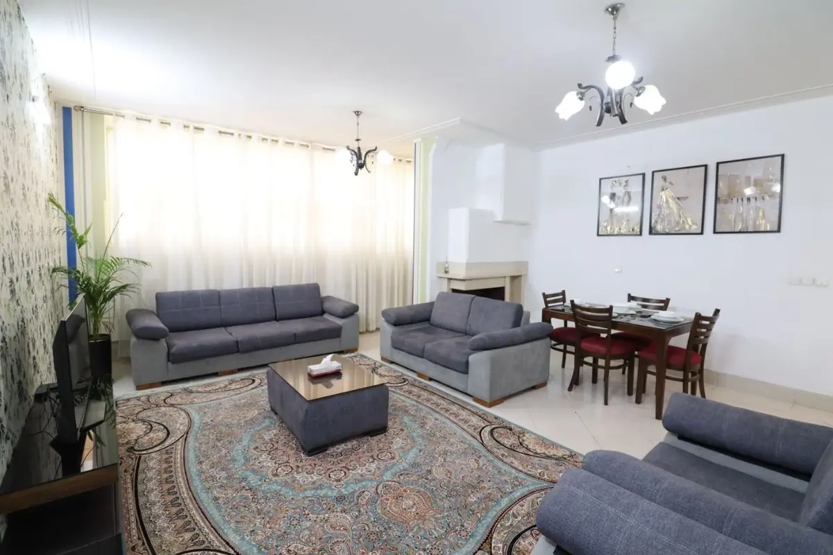 آپارتمان دوخوابه شهید رجایی واحد 5