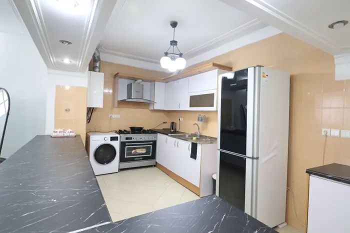 آپارتمان دوخوابه شهید رجایی واحد 12