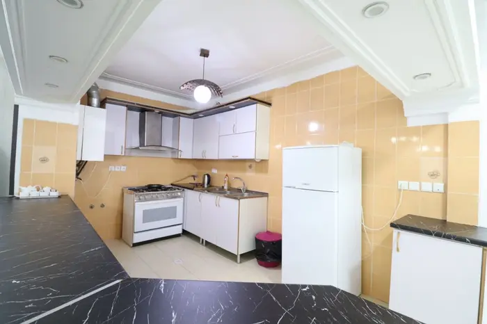 آپارتمان دوخوابه شهید رجایی واحد 7