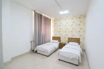 آپارتمان دوخوابه شهید رجایی واحد 9