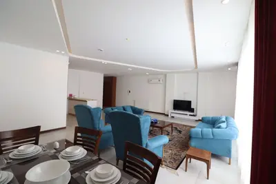 آپارتمان سه خوابه آقایی واحد 2