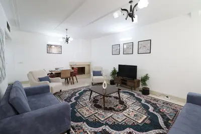 آپارتمان دوخوابه شهید رجایی واحد 10