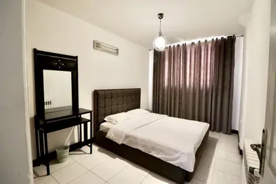 آپارتمان دوخوابه میرزای شیرازی واحد ۶