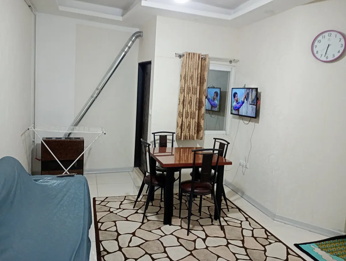 آپارتمان یک خوابه گلها 16