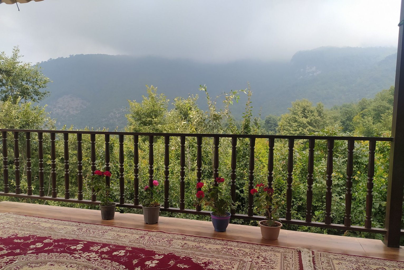 ویلا دوخوابه باغ ارغوان