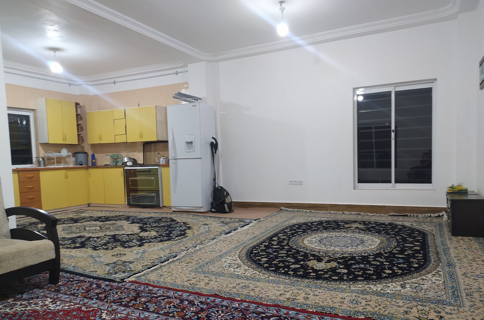 ویلا دوخوابه باغ ارغوان