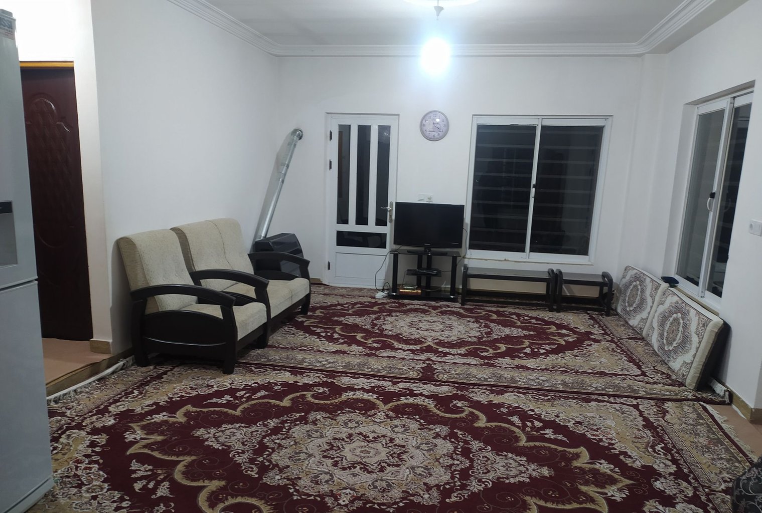 ویلا دوخوابه باغ ارغوان