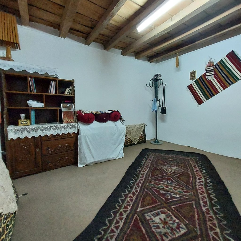 اقامتگاه سنتی عمو اکبر - واحد آرامش