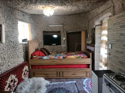 سوئیت فلت صخره ای گونش