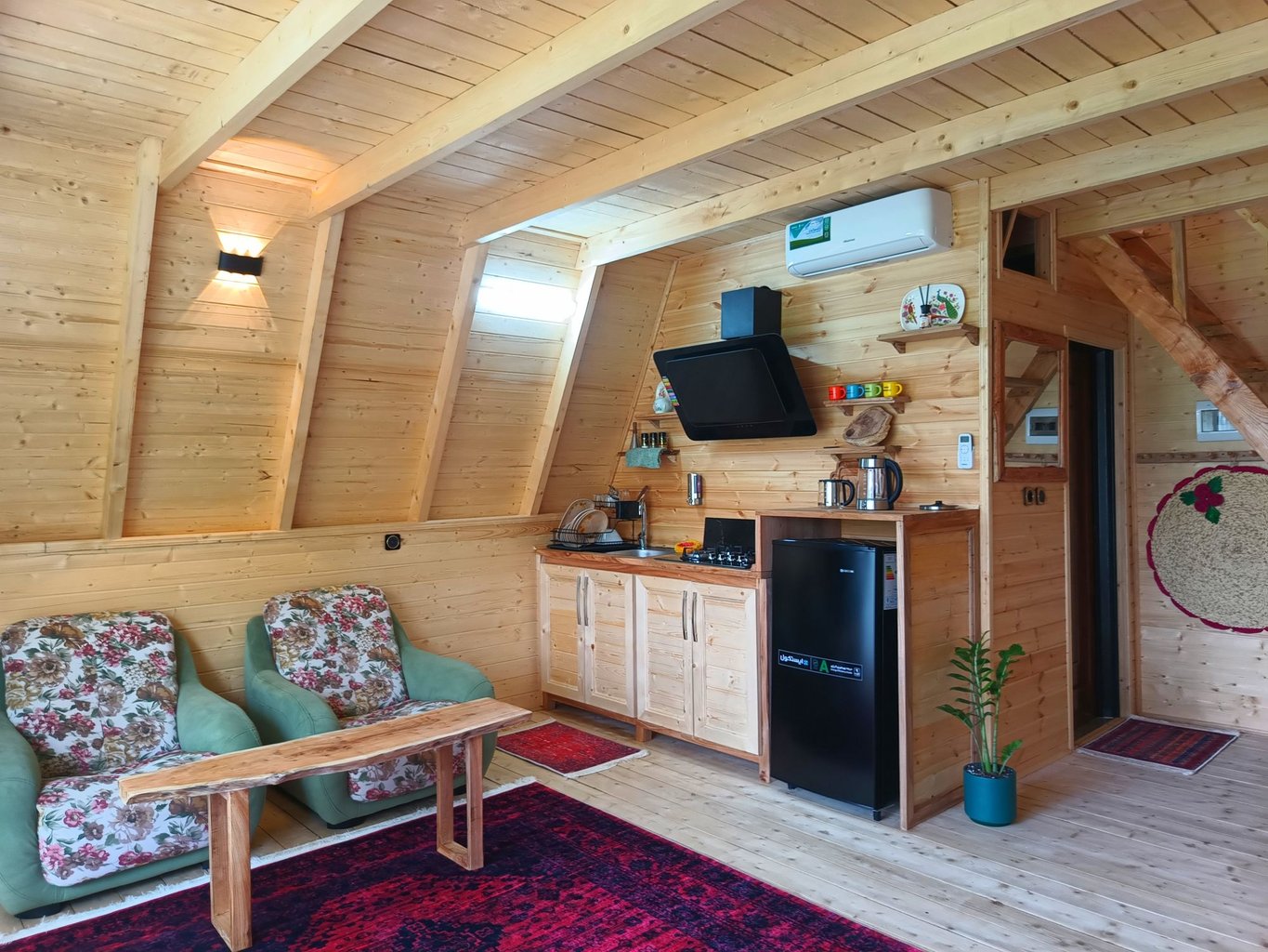 یک خوابه دوبلکس سوئیسی تینار