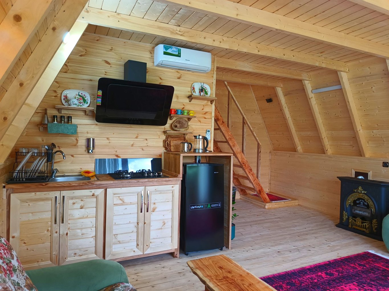 یک خوابه دوبلکس سوئیسی تینار