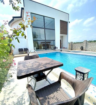 ویلا سه خوابه دوبلکس استخردار آبگرم دهکده سبز 1