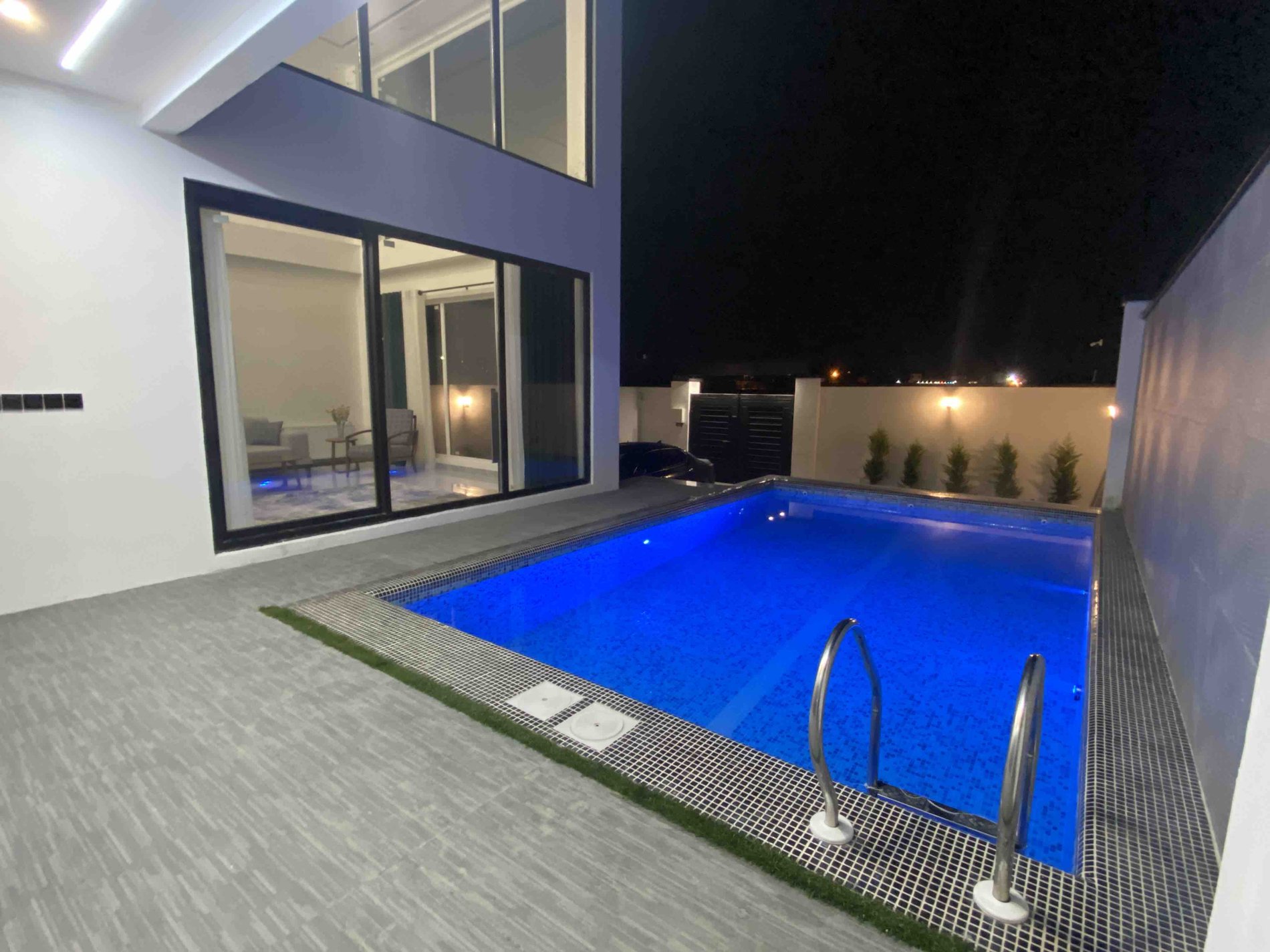 ویلا سه خوابه دوبلکس استخردار آبگرم دهکده سبز ۲