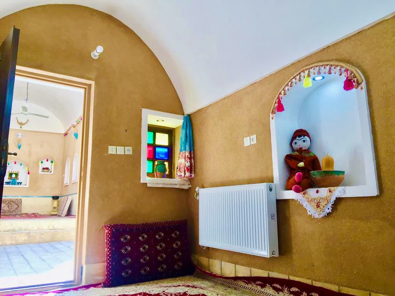 راوی کویرمصر - واحد گل اناری