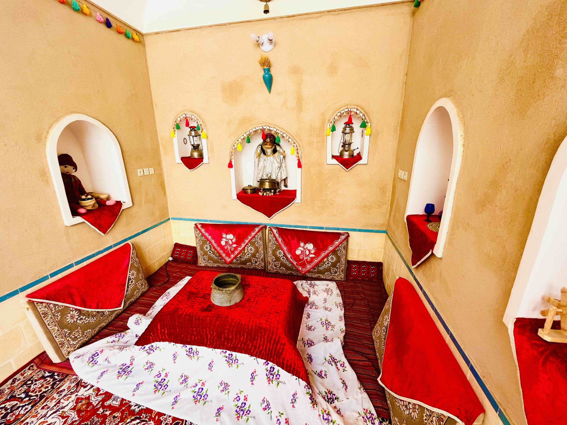 راوی کویرمصر - واحد مریم گلی