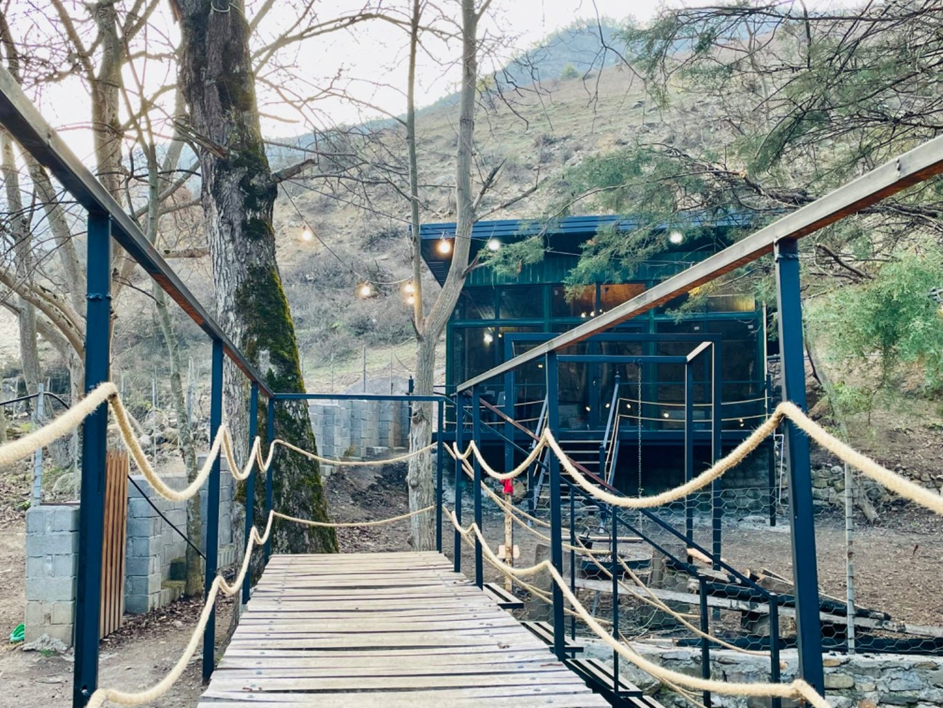 کلبه یک خوابه چوبی خورشید