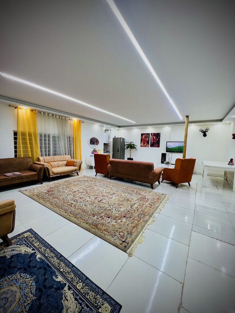 ویلا دوخوابه استخرسرپوشیده  آب سردباغ نارسیس