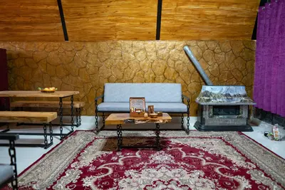 بومگردی آبشار - واحد سوئیسی 1