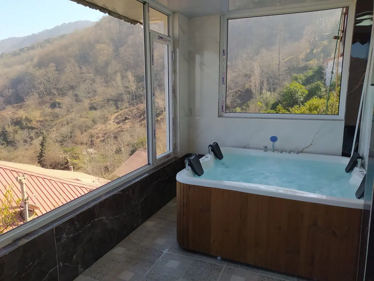 دوخوابه جنگلی دامان - جکوزی 