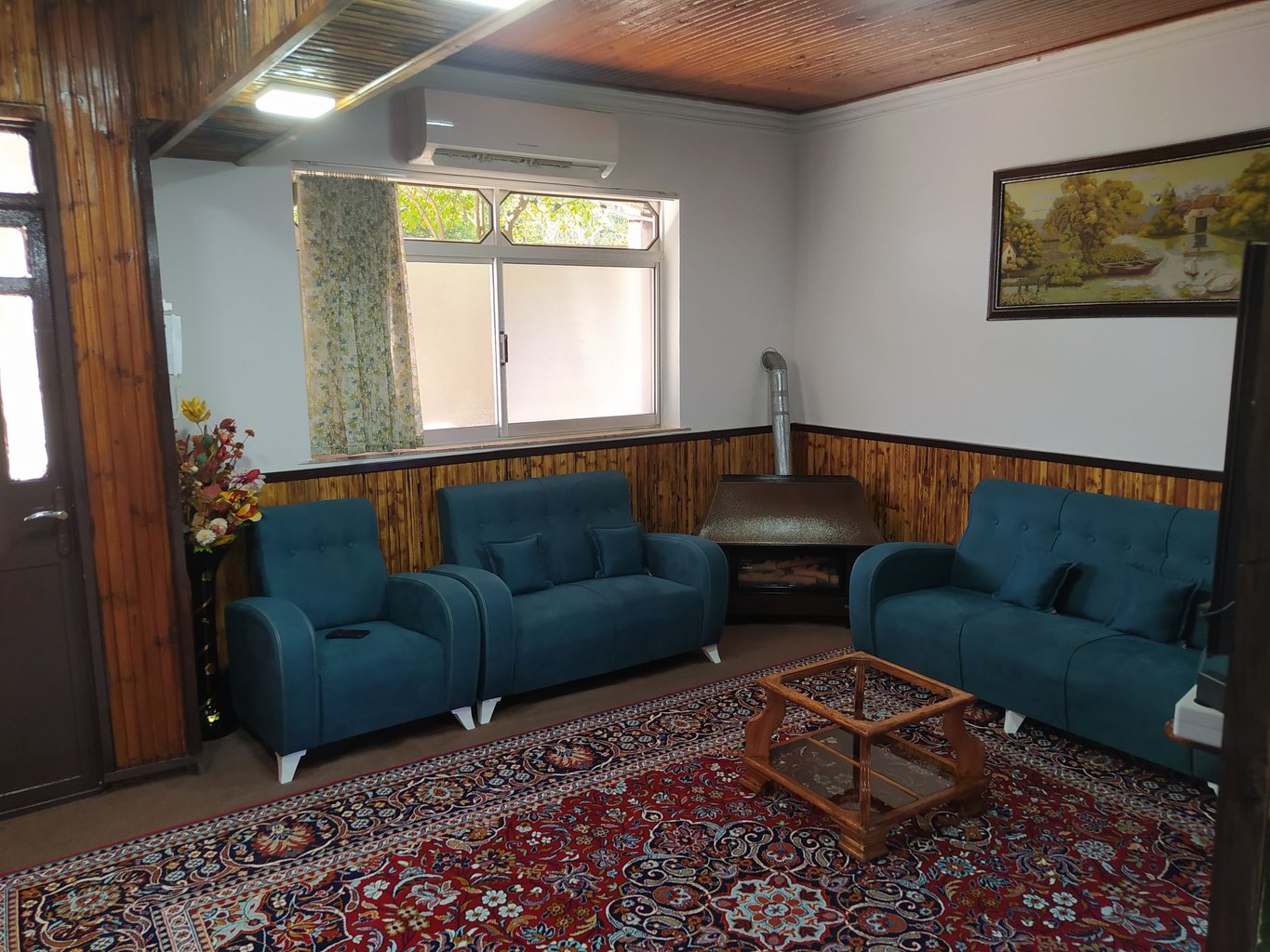 آپارتمان دوخوابه جنگلی دامان - پذیرایی ۱