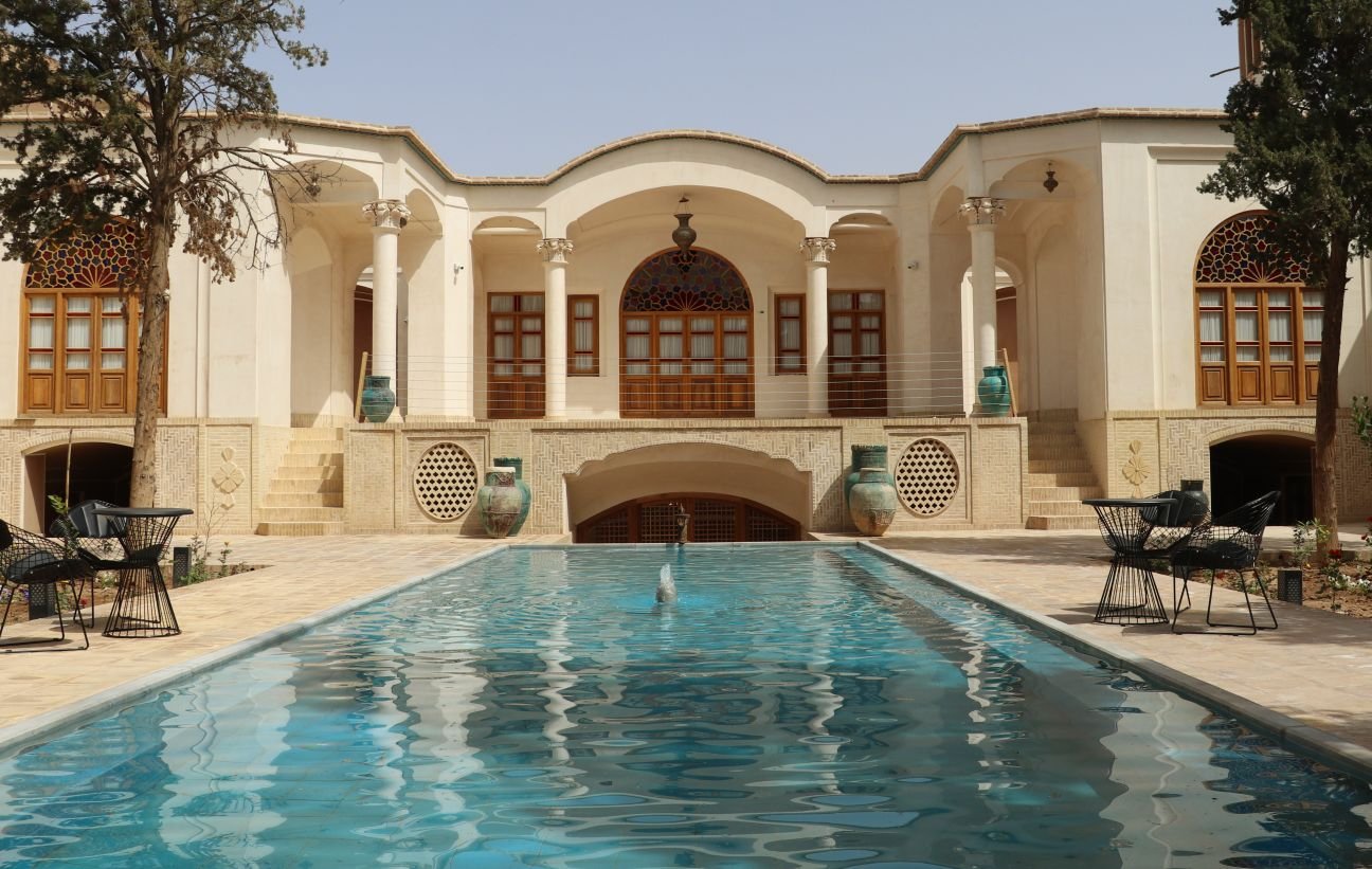 اقامتگاه سنتی عمارت ماندگار - واحد 106