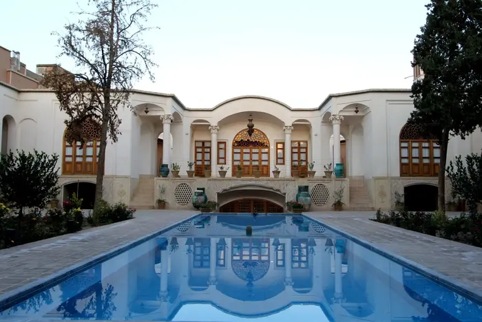 اقامتگاه سنتی عمارت ماندگار - واحد 115