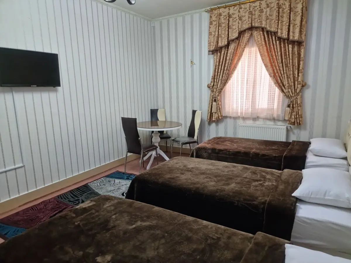 پاسارگاد - اتاق ۸