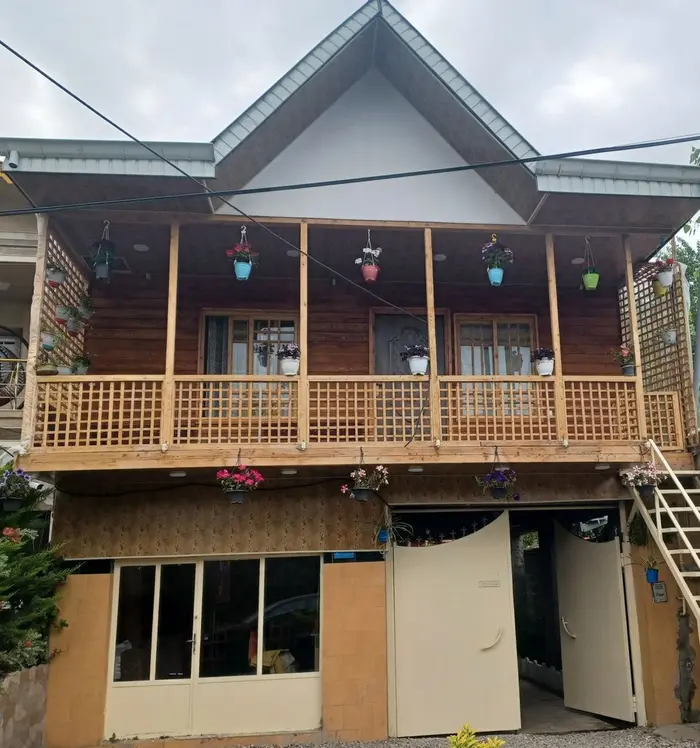 کلبه دوخوابه چوبی رودبنه