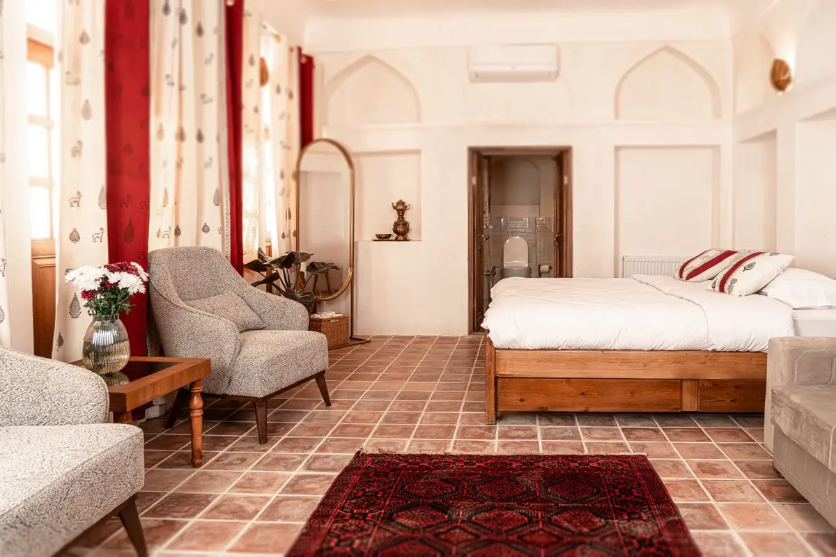 اقامتگاه سنتی توراندخت - واحد پنج دری